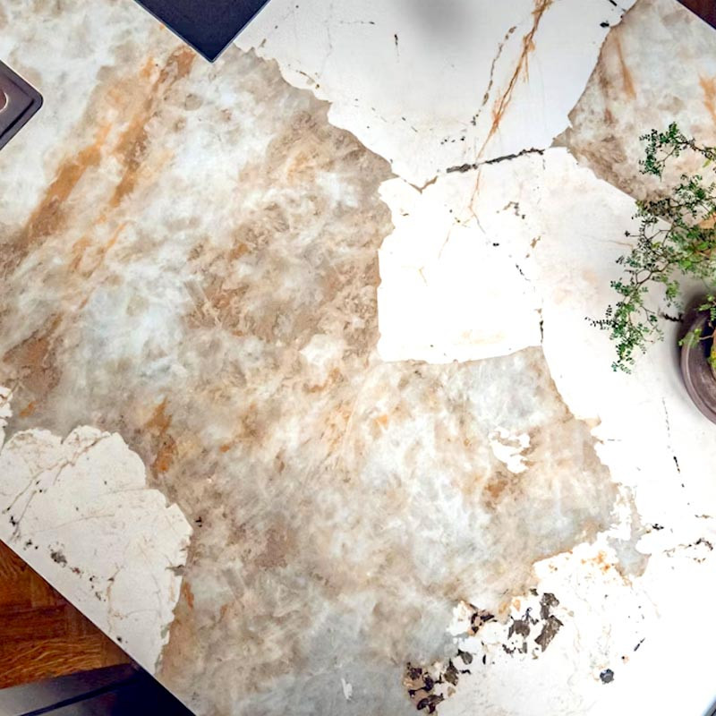 Plan de travail sur mesure en Dekton® Khalo